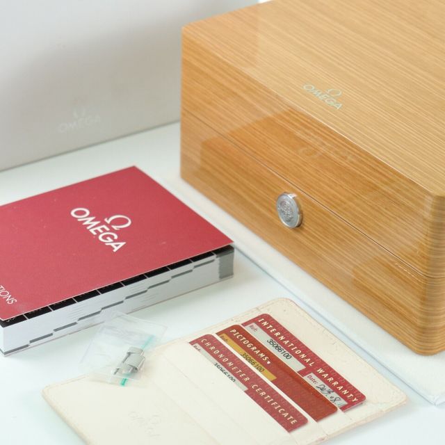 Omega Speedmaster Legend Series 3506.61.00 Image 6